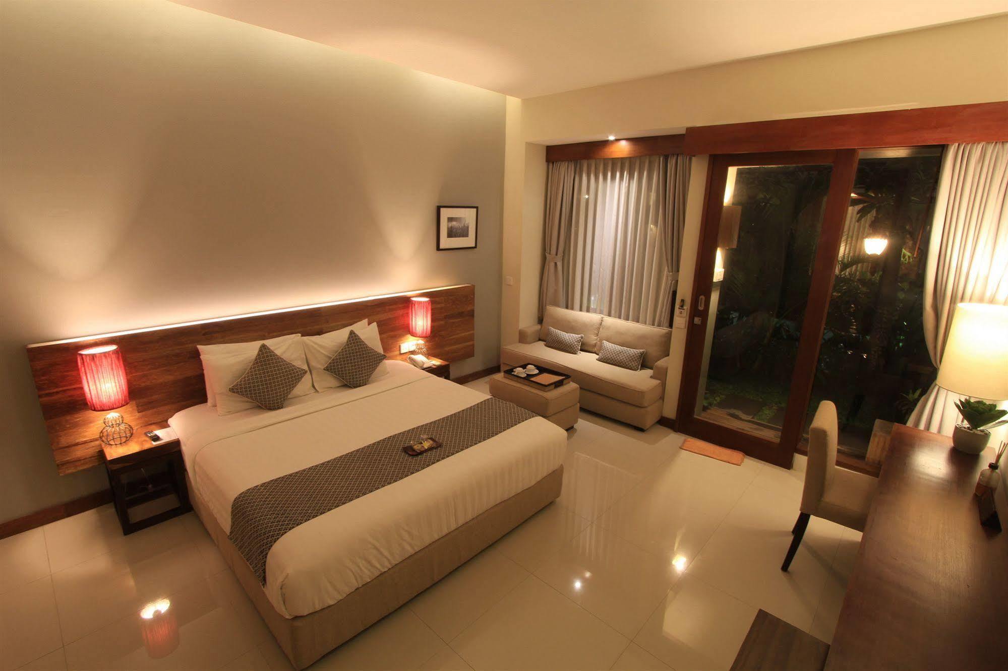 Hotel Uma Karan Kuta Lombok Exterior foto