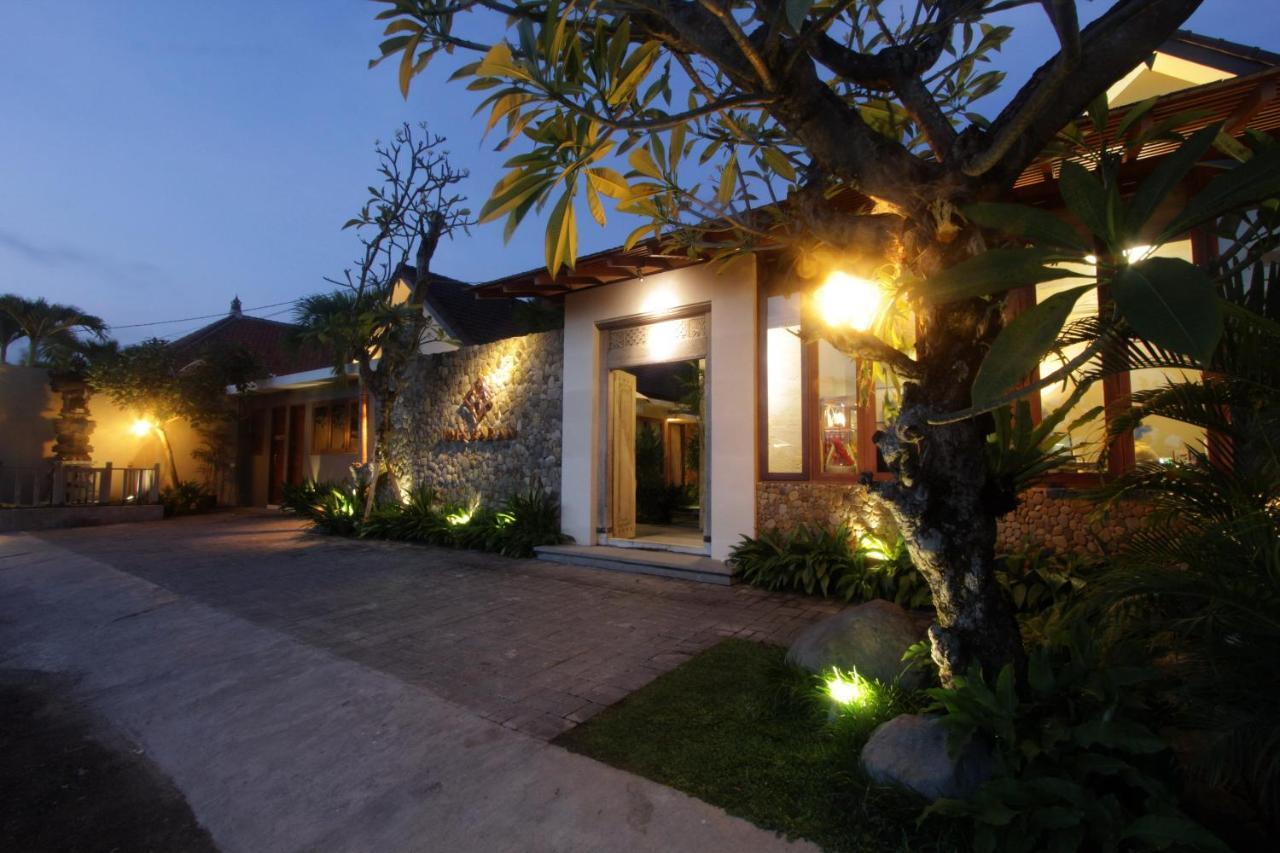 Hotel Uma Karan Kuta Lombok Exterior foto